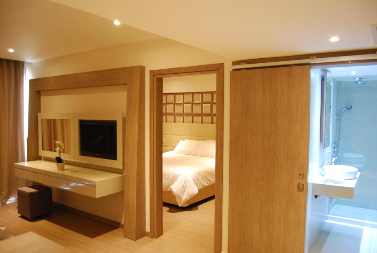 MelpoAntia Luxury Apartments & Suites