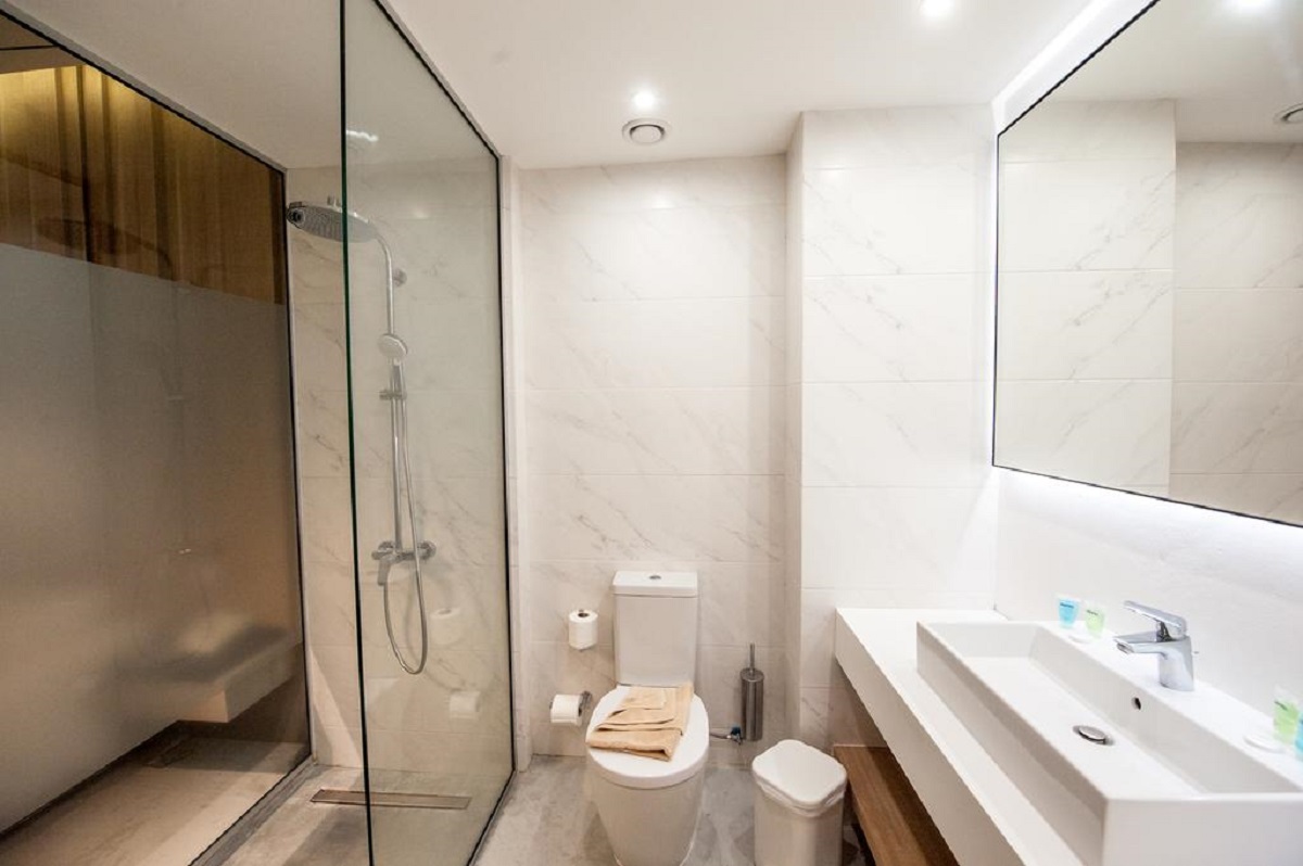 Piere Anne Beach Hotel