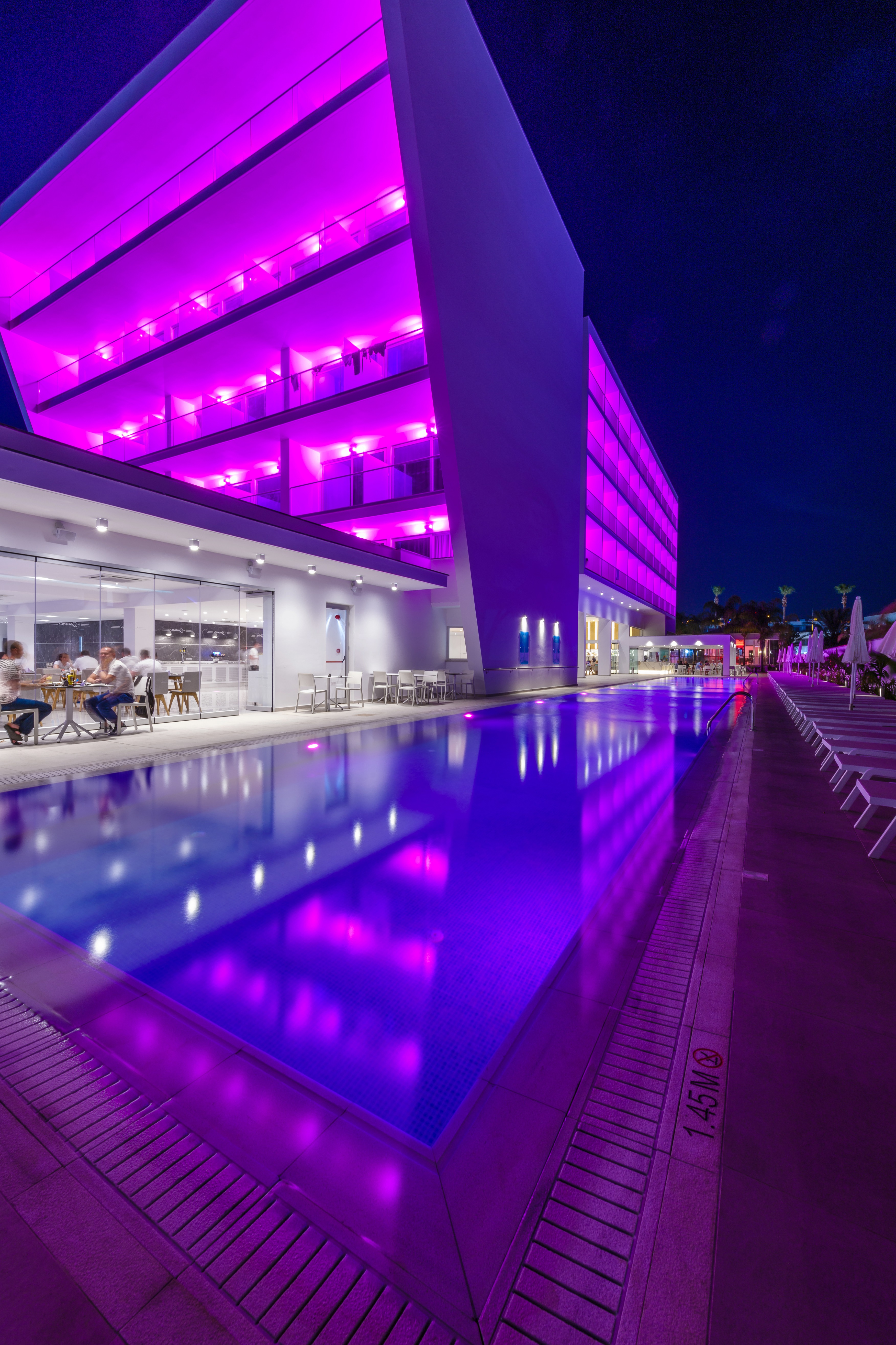 Tasia Maris Seasons Hotel