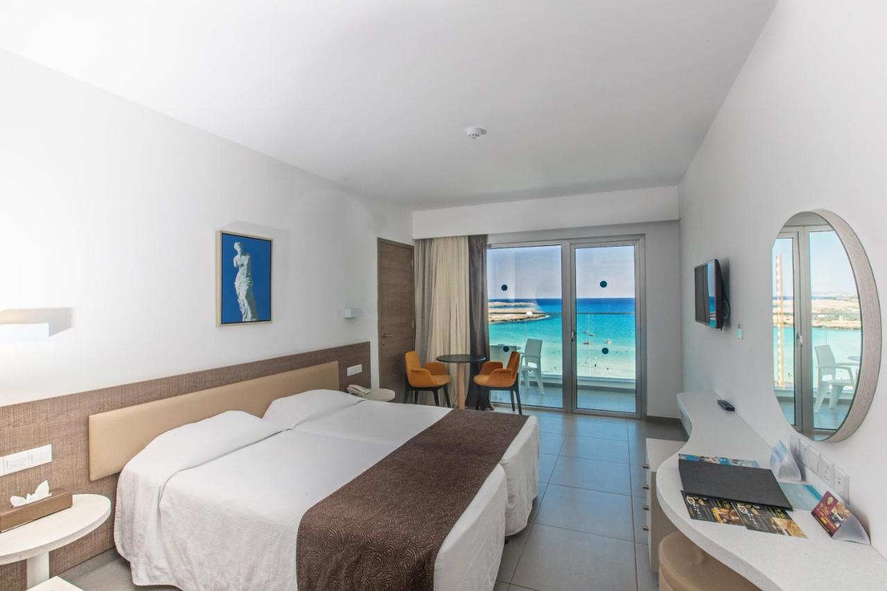 Vassos Nissi Plage Hotel
