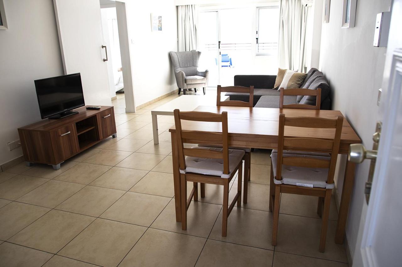 Sun Hall Beach Hotel Apts