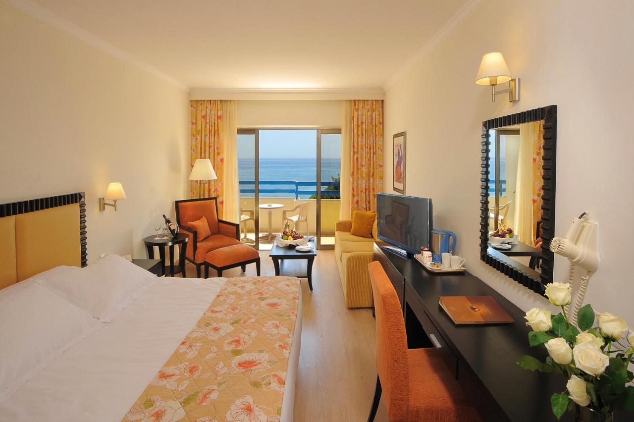 Elias Beach Hotel