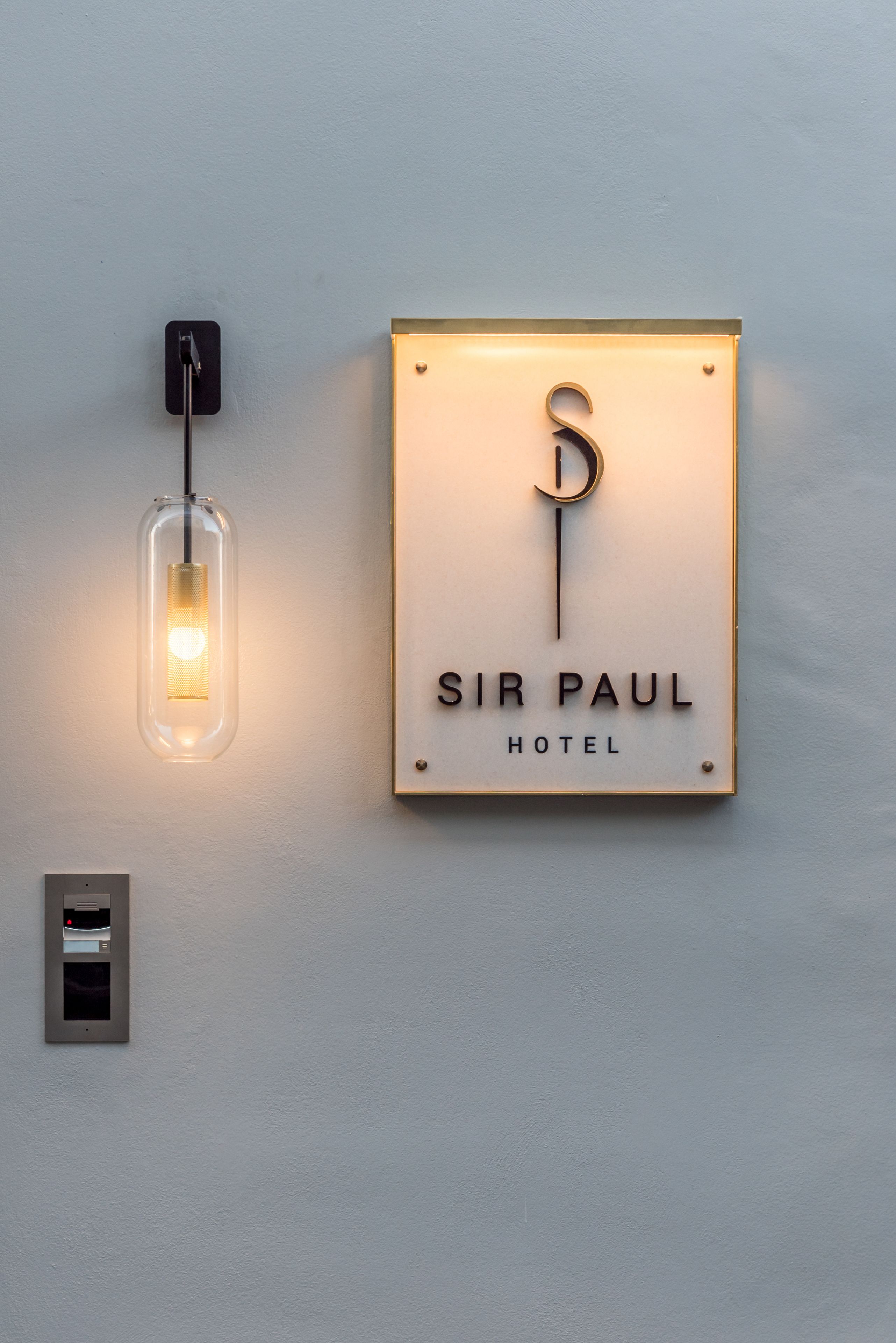 S PAUL Hotel