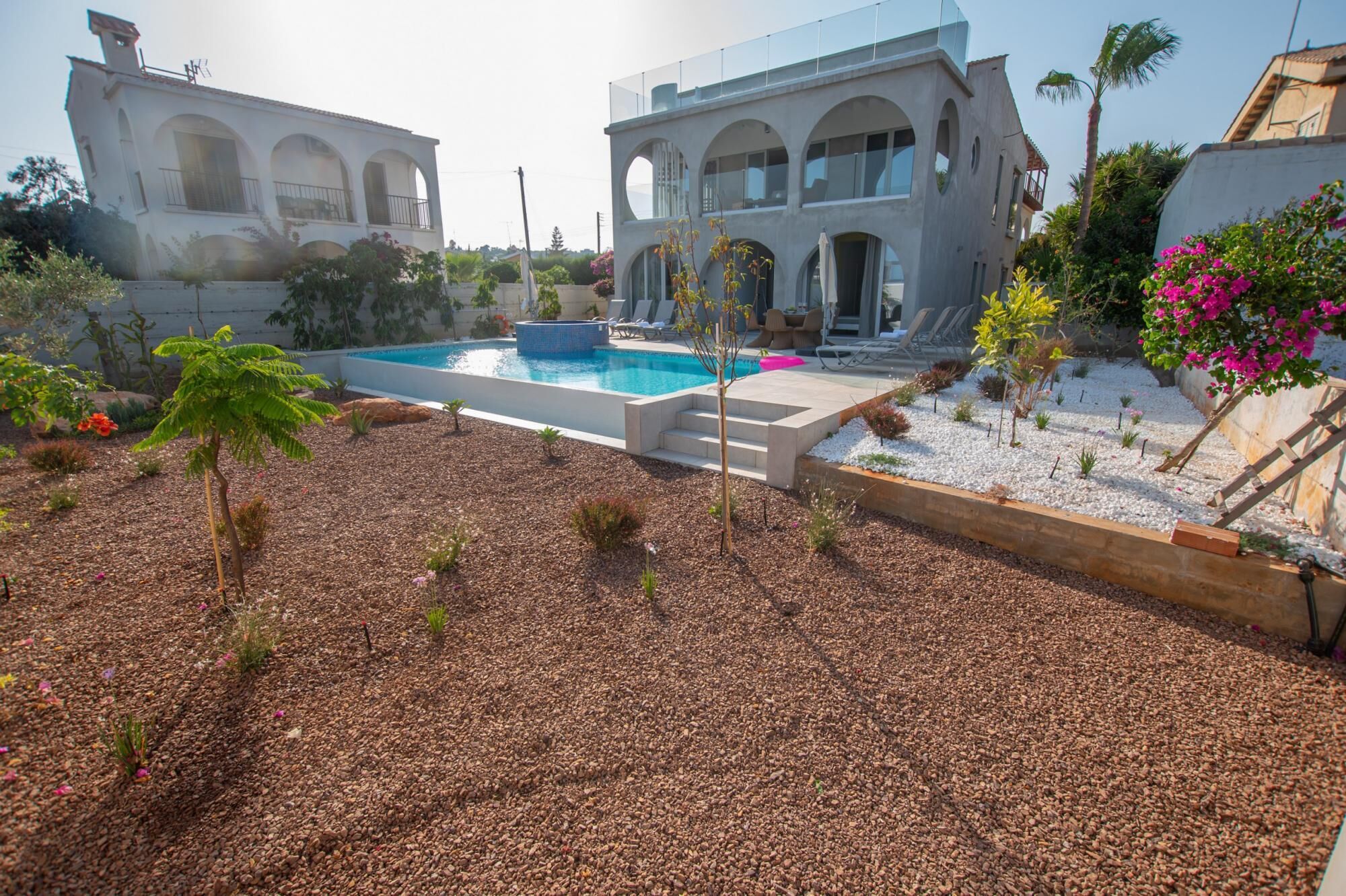 Protaras Art House Seviews