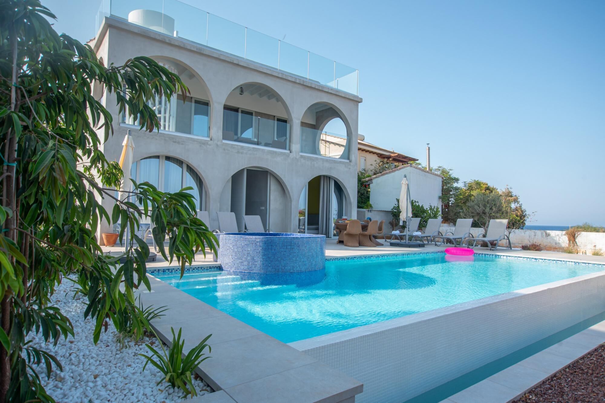 Protaras Art House Seviews