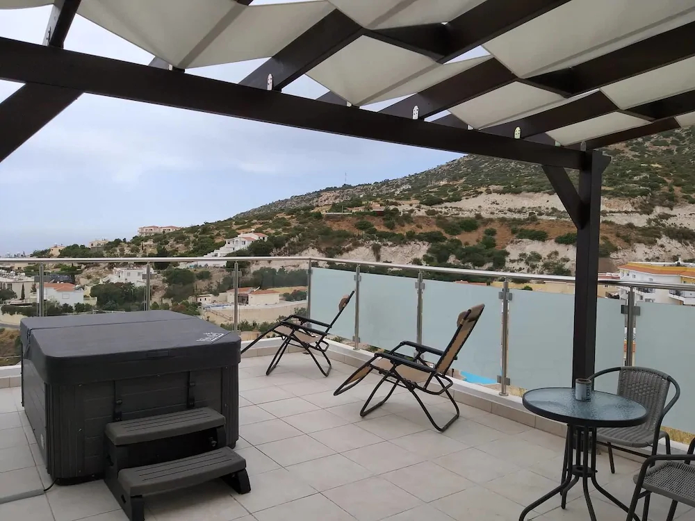 Peyia Pearl by Panoramic Holidays
