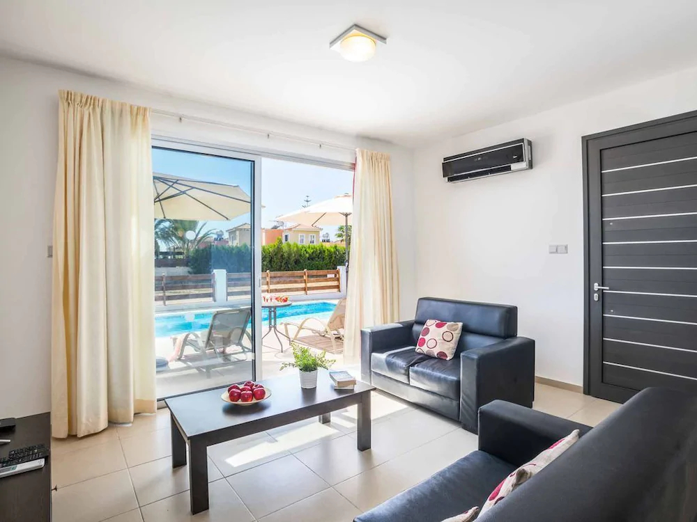 Villa White Jasmin