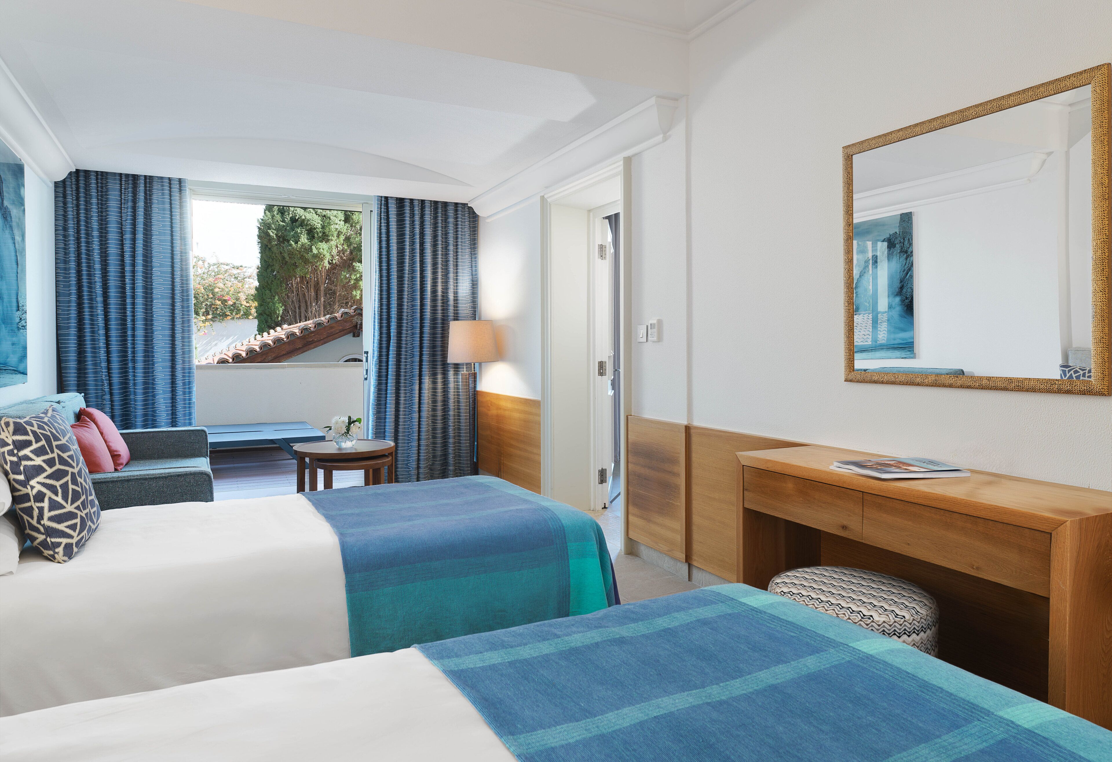 Columbia Beach Resort