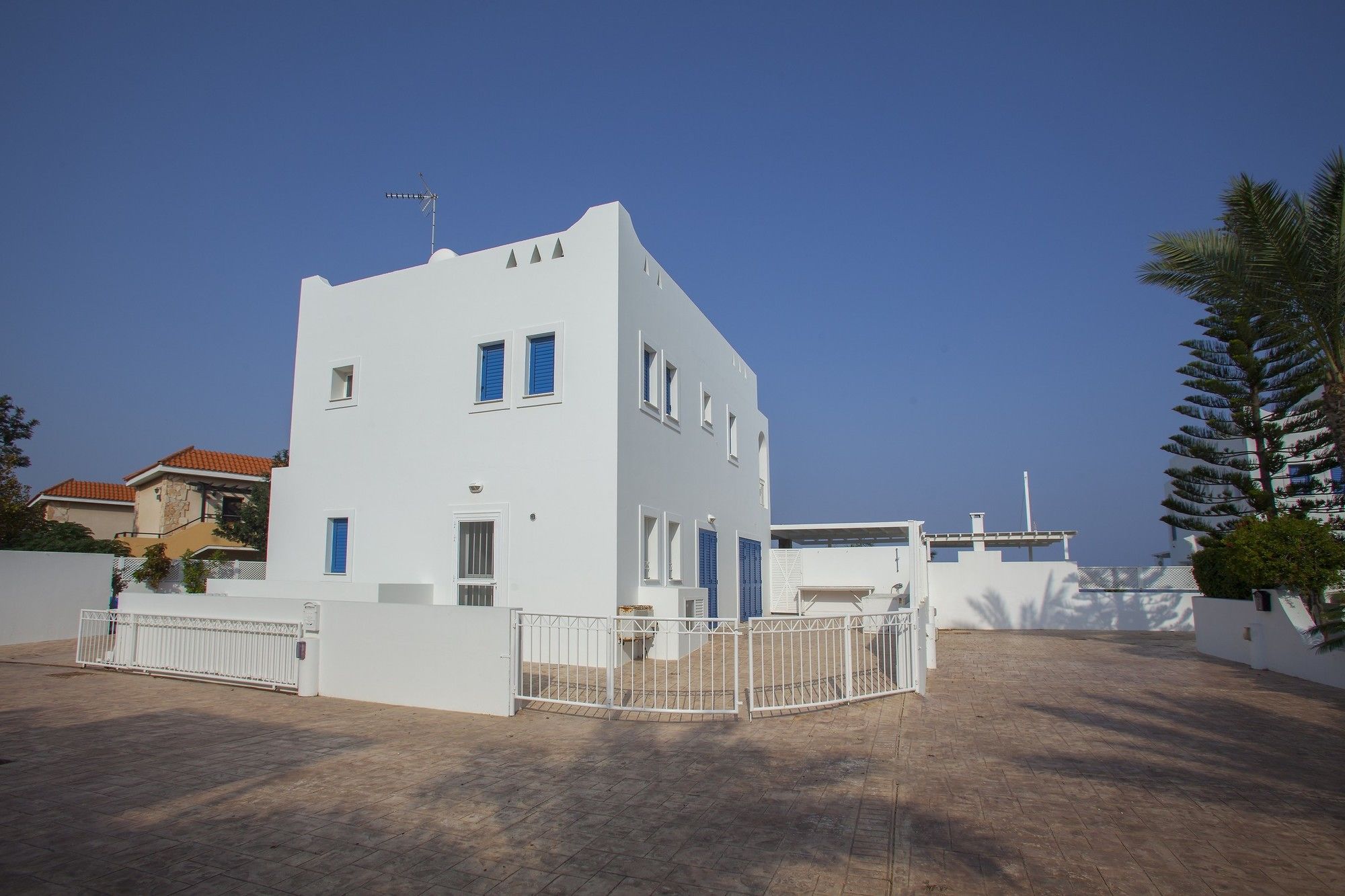 Mimosa Seafront Villa