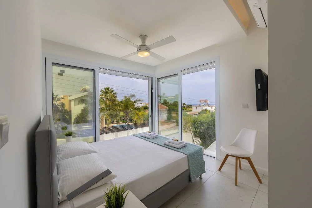 Protaras Villa Piera By The Sea