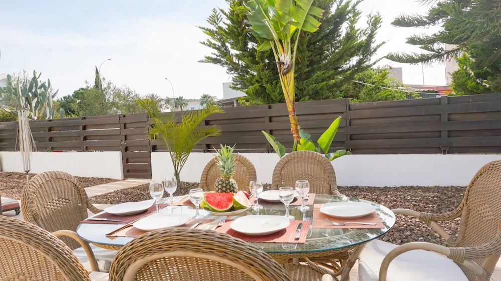 Villa Willow Mandali