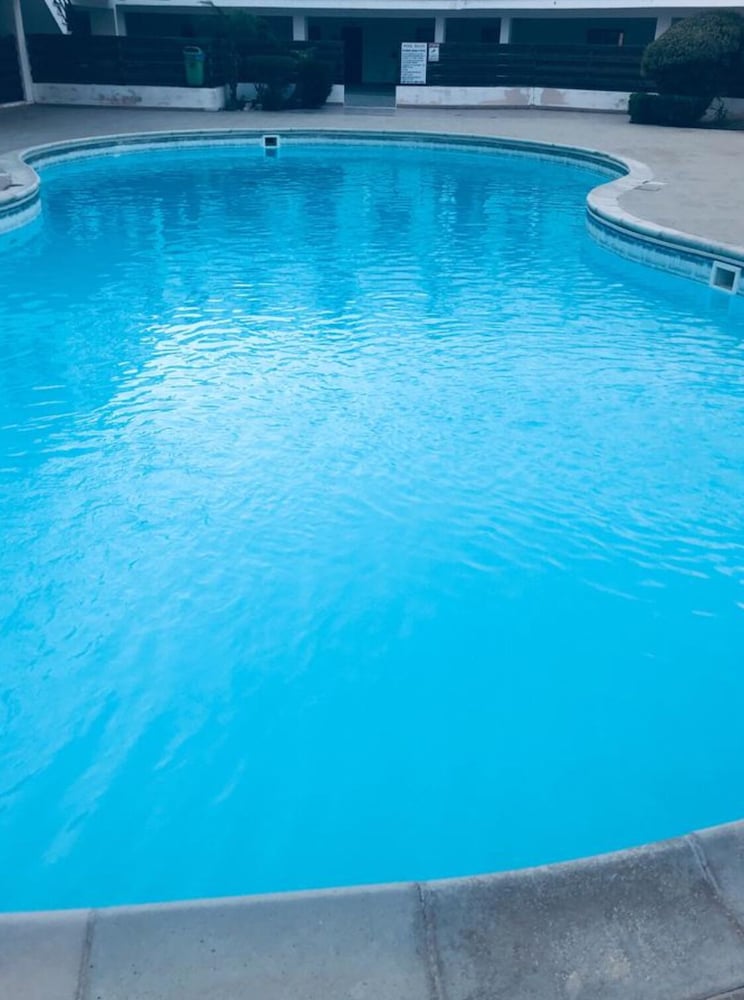 Tristar Lux Country Condo