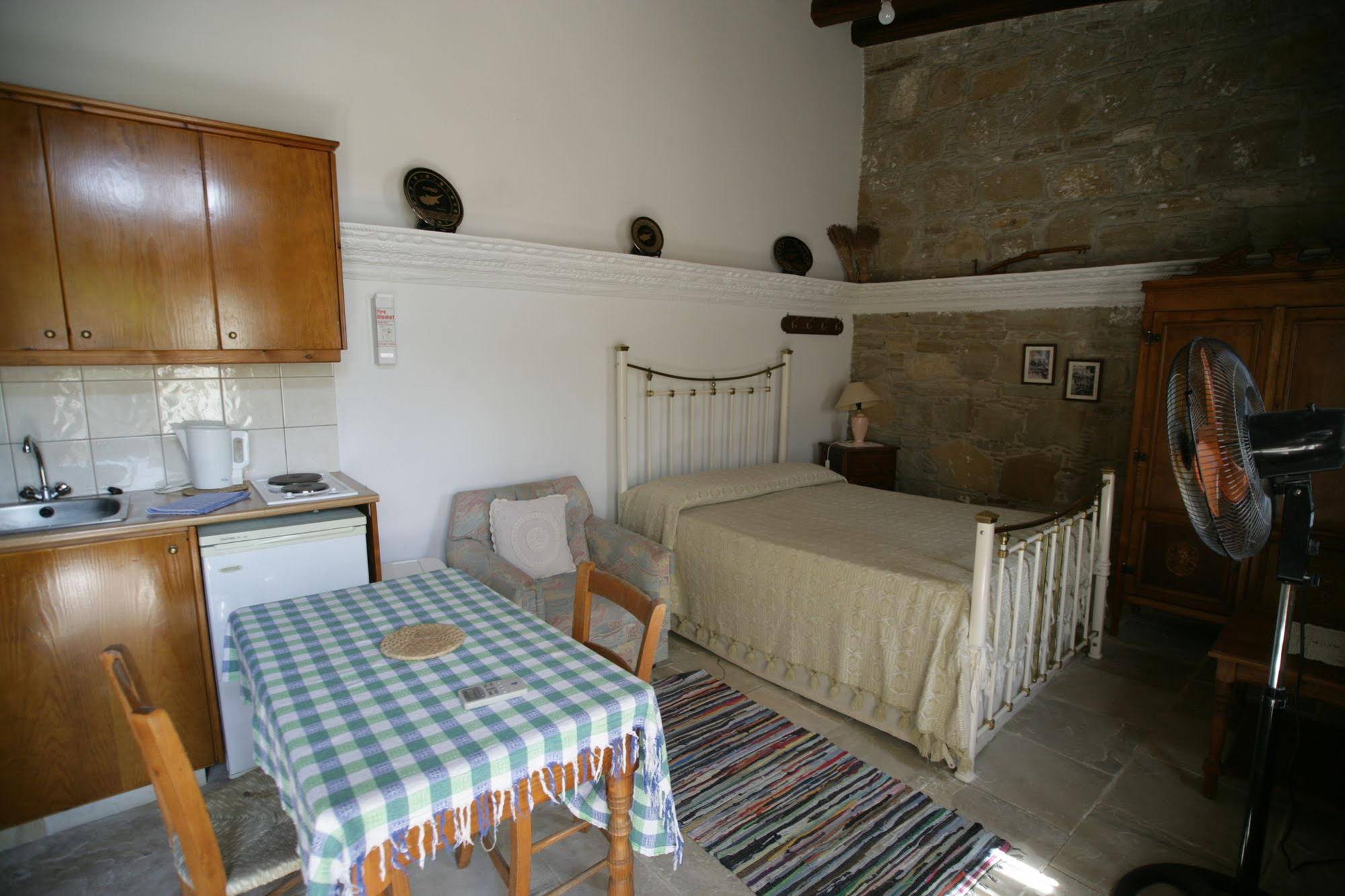 Vasilopoulos House