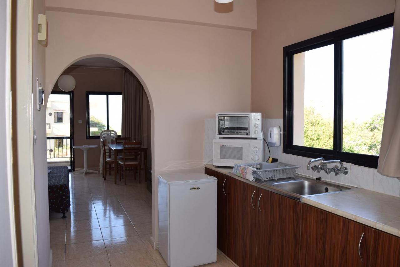 Anna Apartments