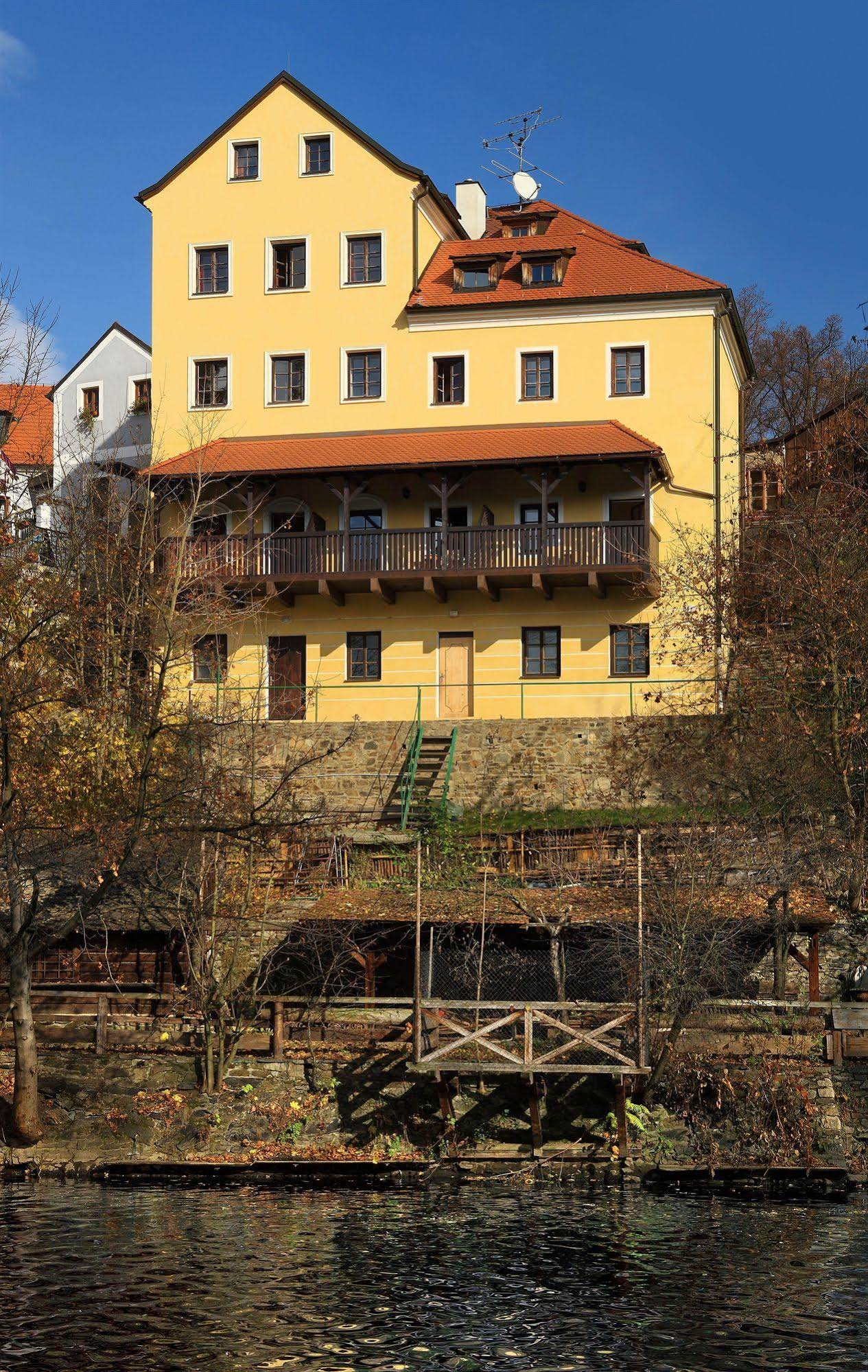 Garni Mysí Díra