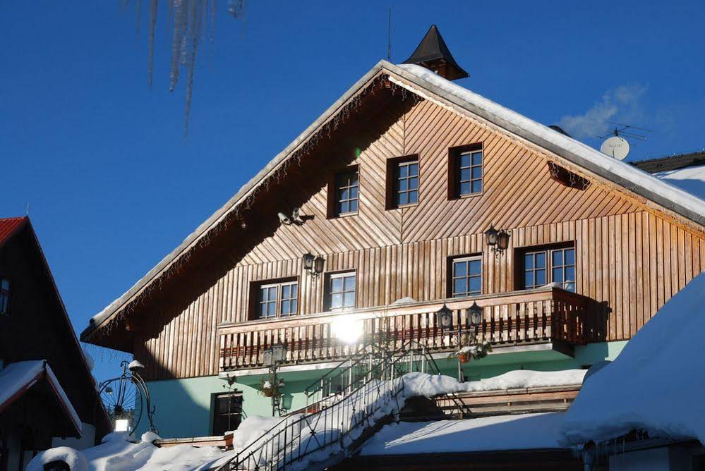 Hotel Šumava Inn