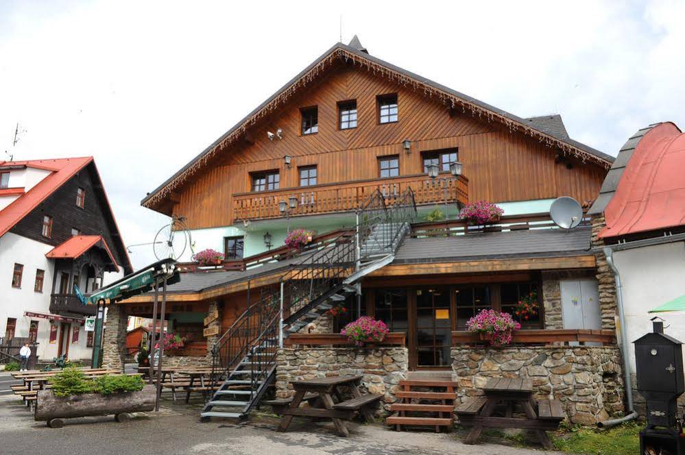 Hotel Šumava Inn