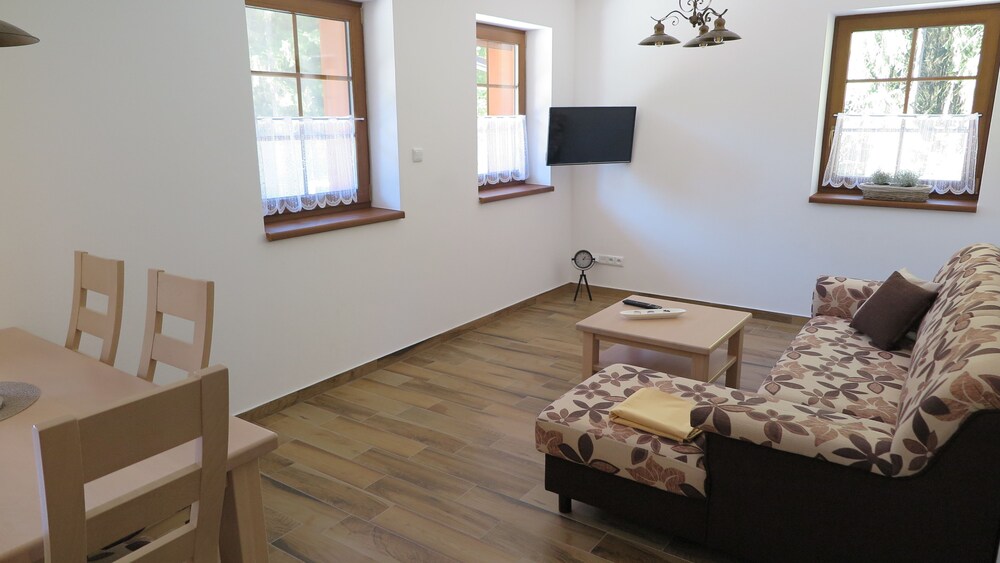 Club Rezidence Pod Luci Loucovice