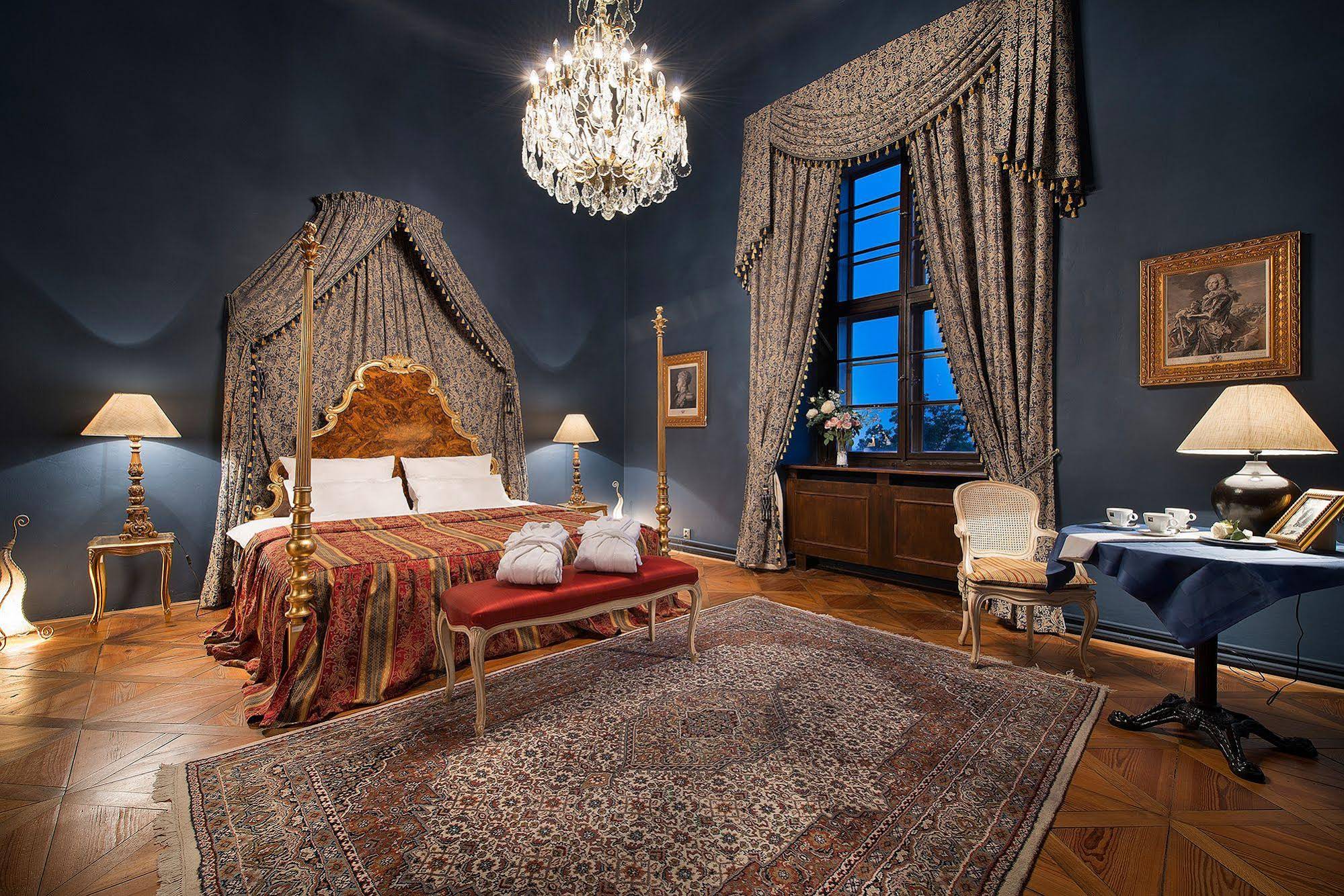 Chateau Loucen Garden Retreat