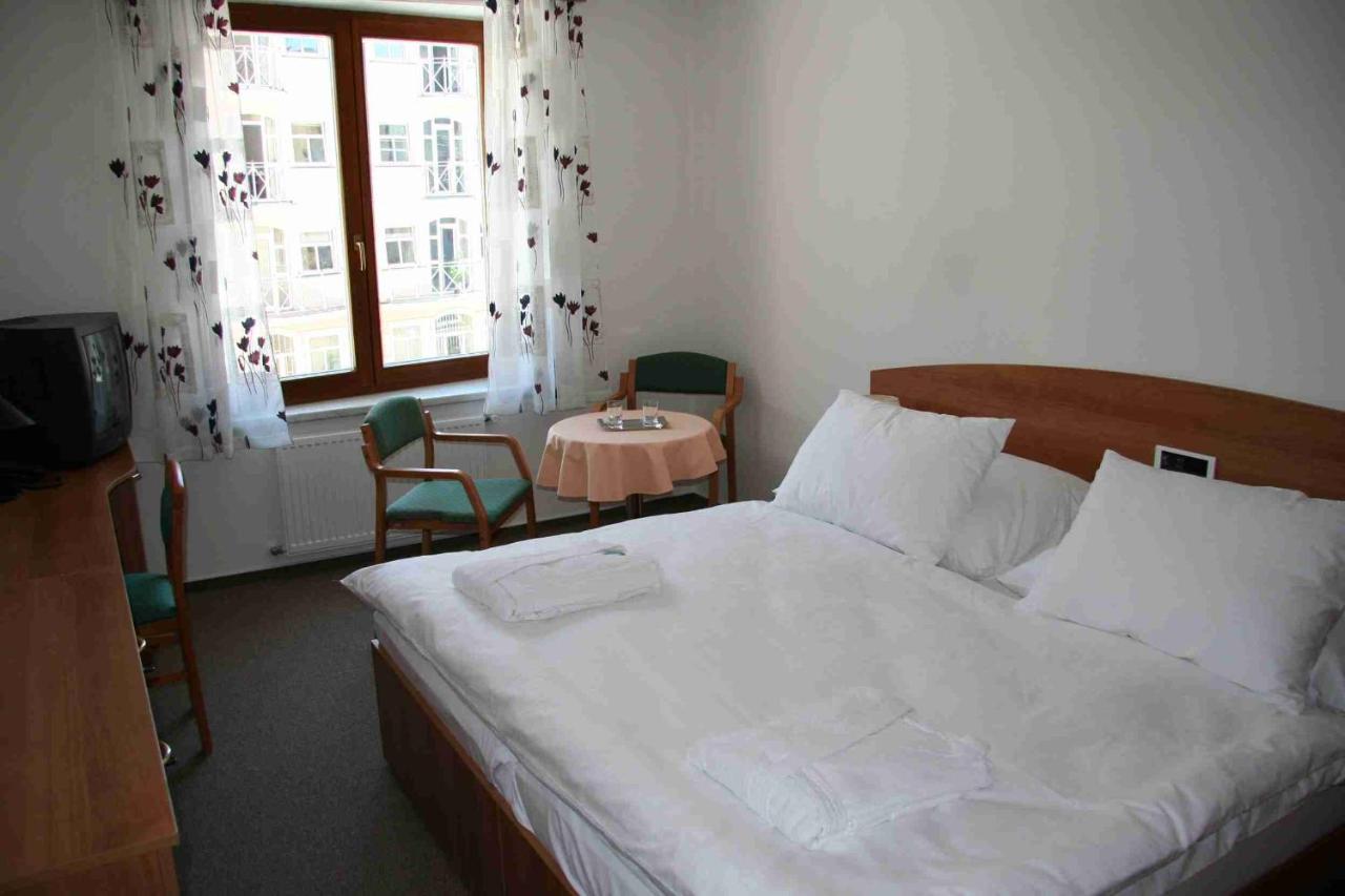 Lazensky Hotel Park