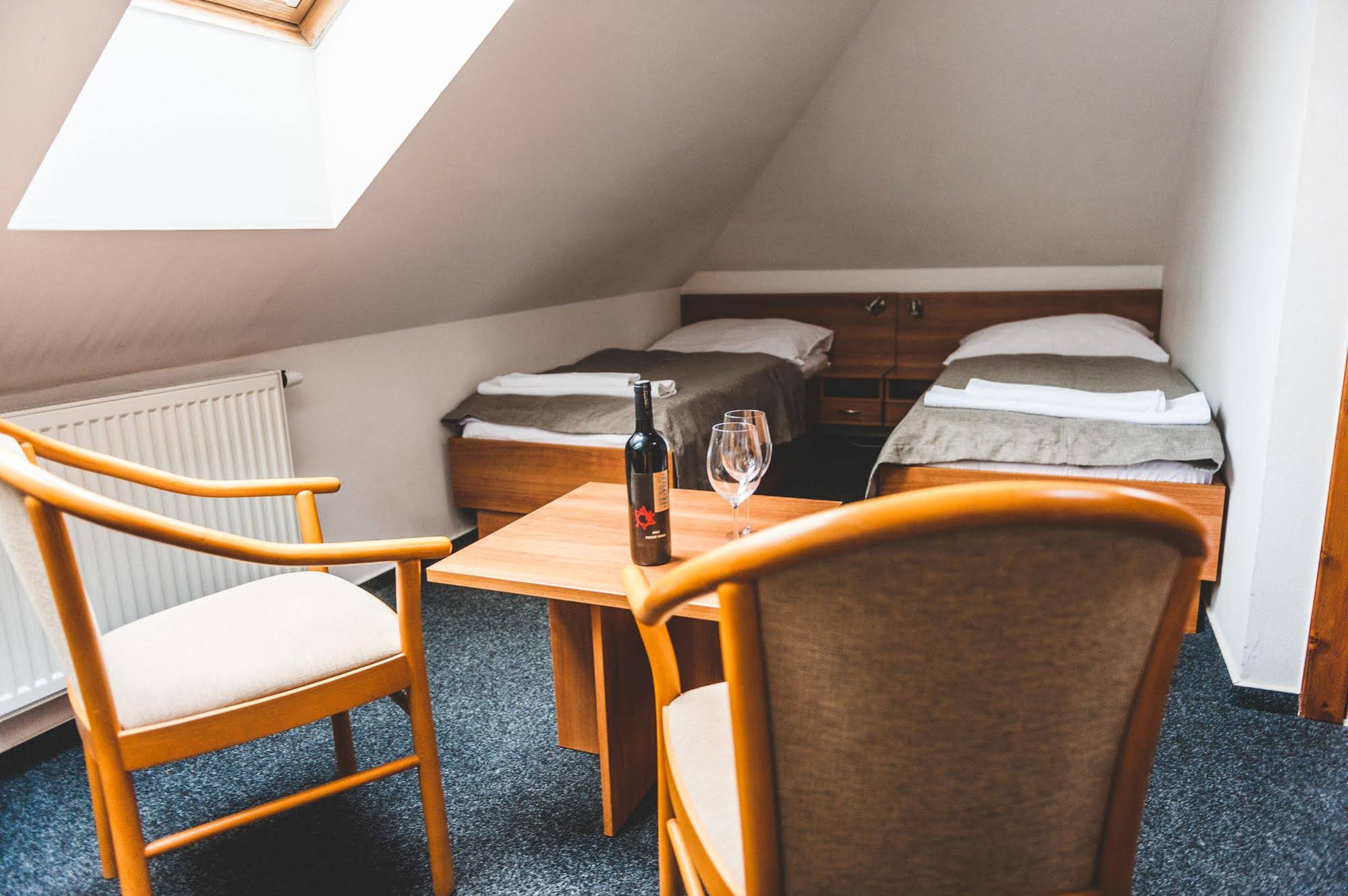Hotel U Ceské Koruny
