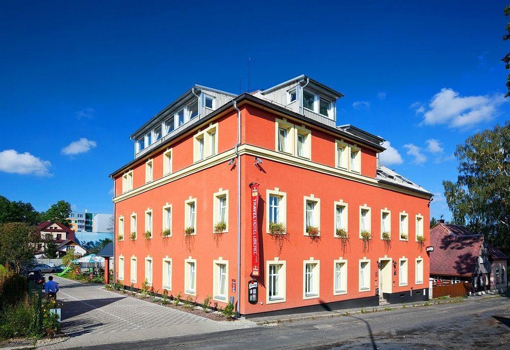 Pytloun Travel Hotel