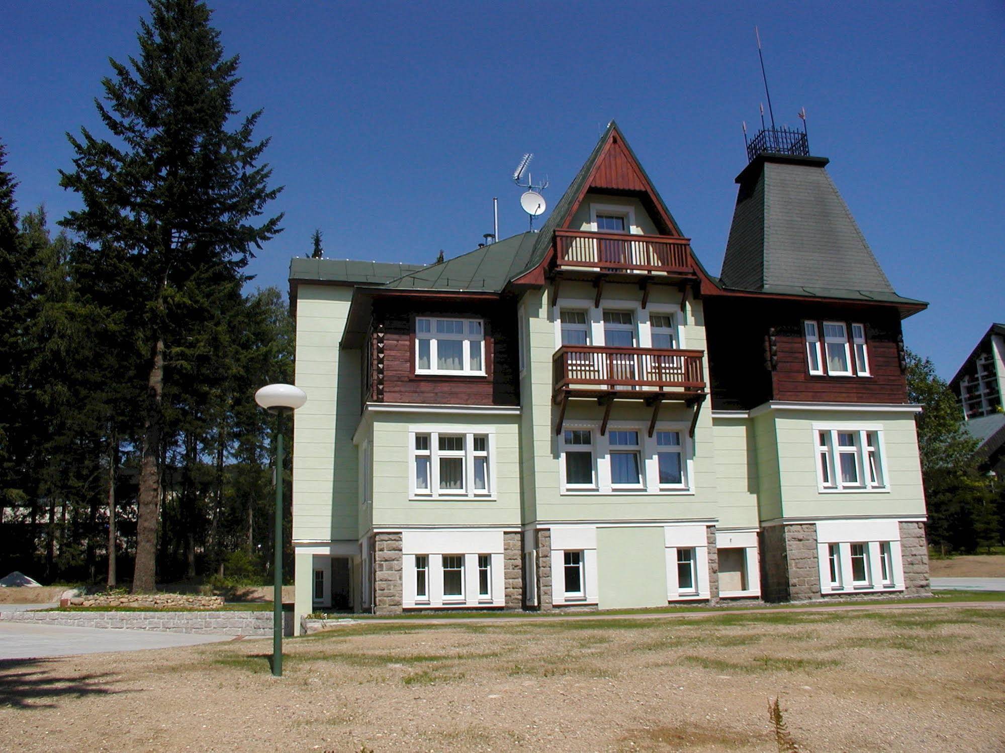 Villa Golden