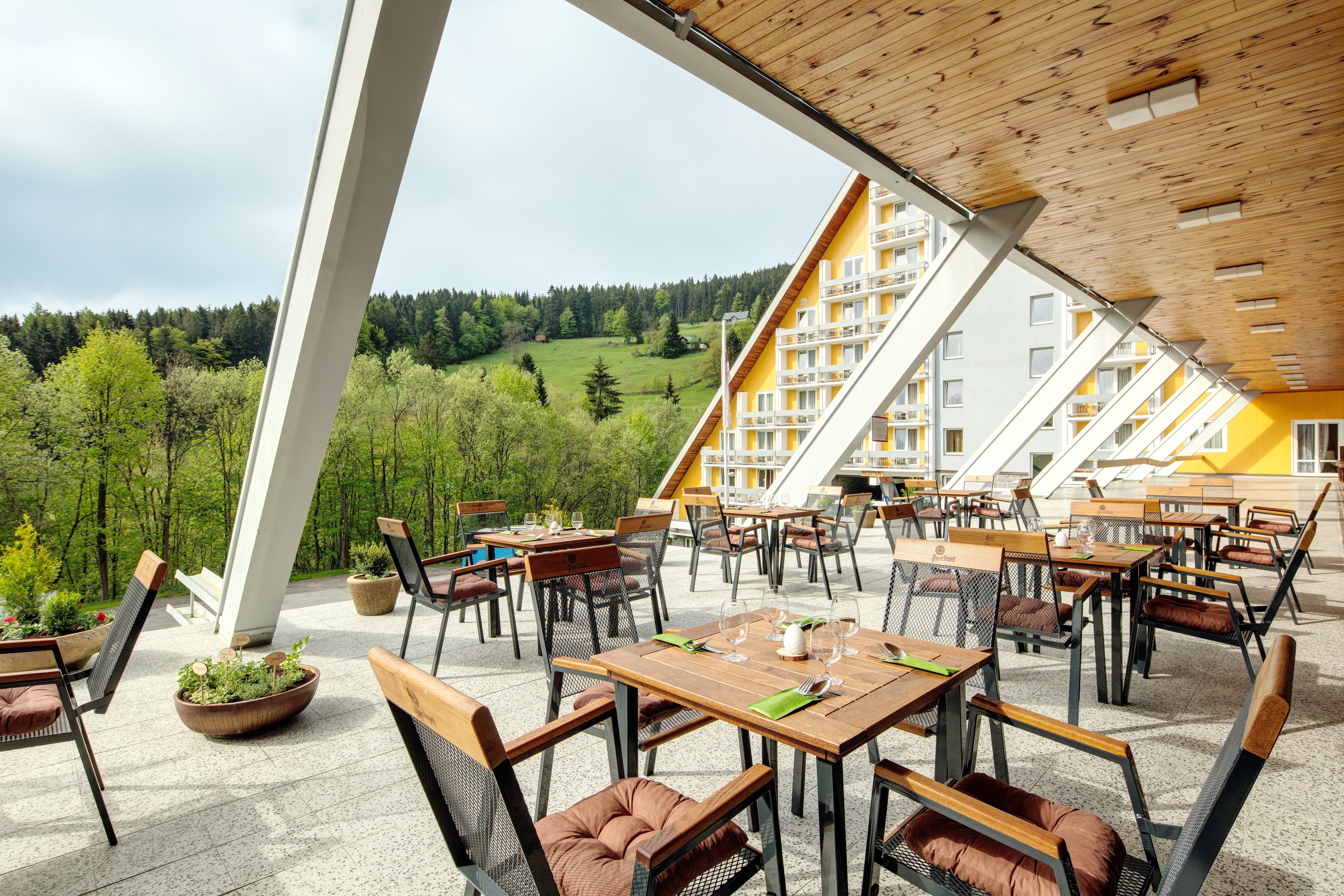 Pinia Hotel & Resort