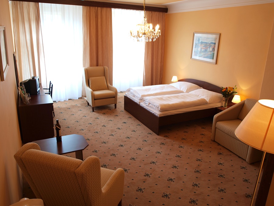 EA Hotel Esplanade