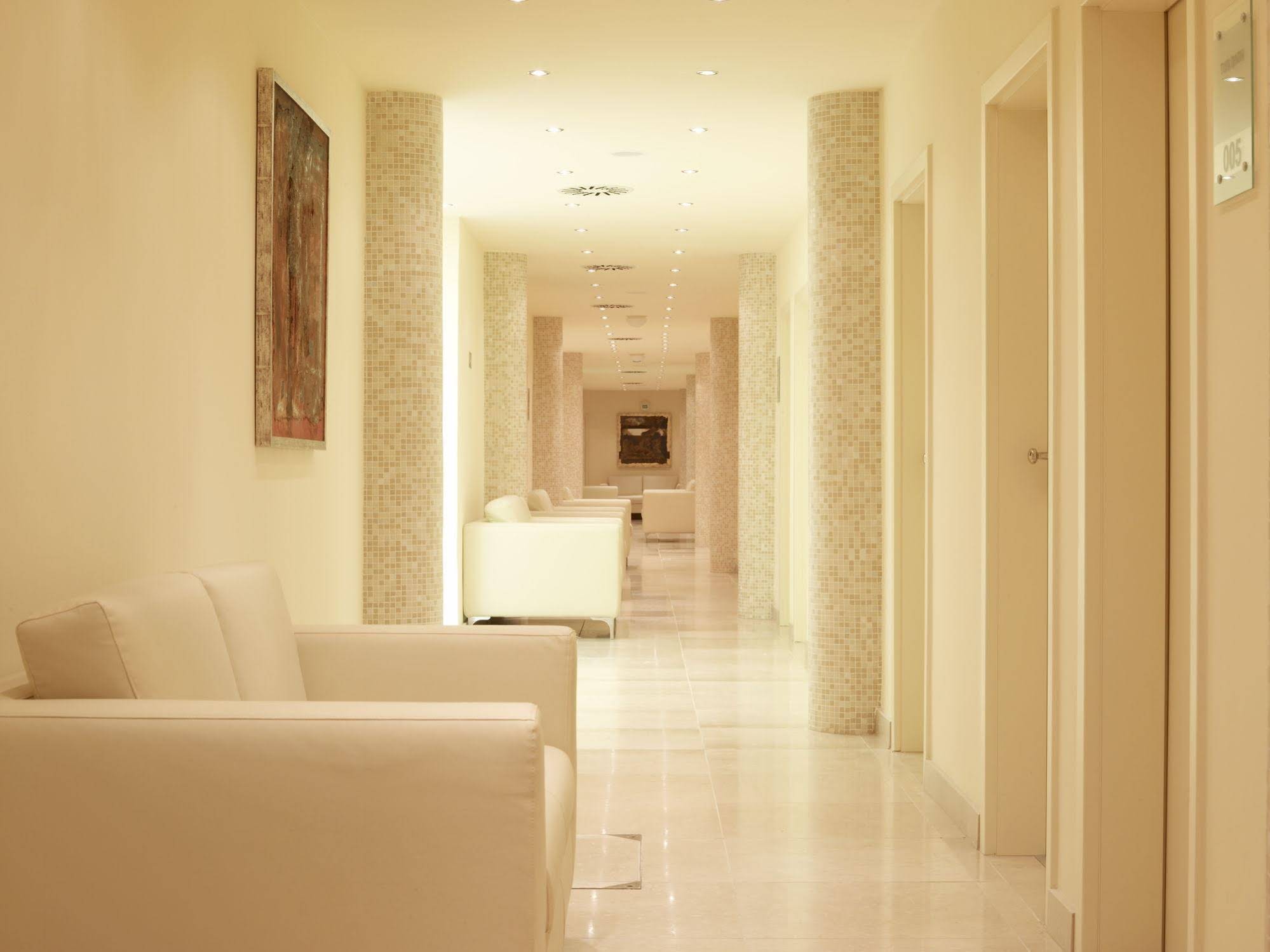 Savoy Westend Hotel
