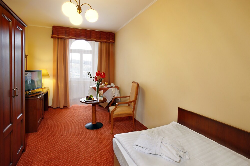 Centrální Lázne Health Spa Hotel