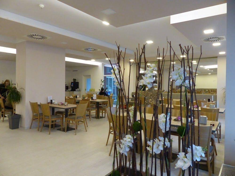 Hotel Prometheus