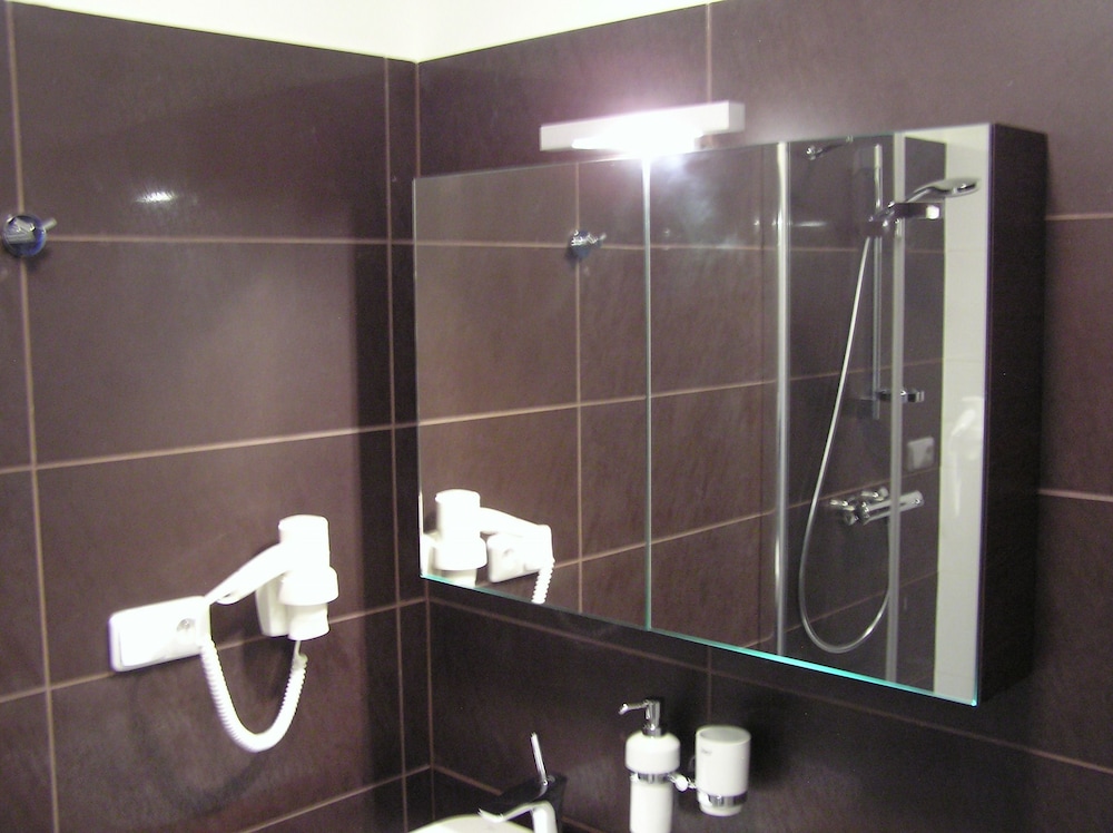 Wellness Penzion A Restaurace Zlobice