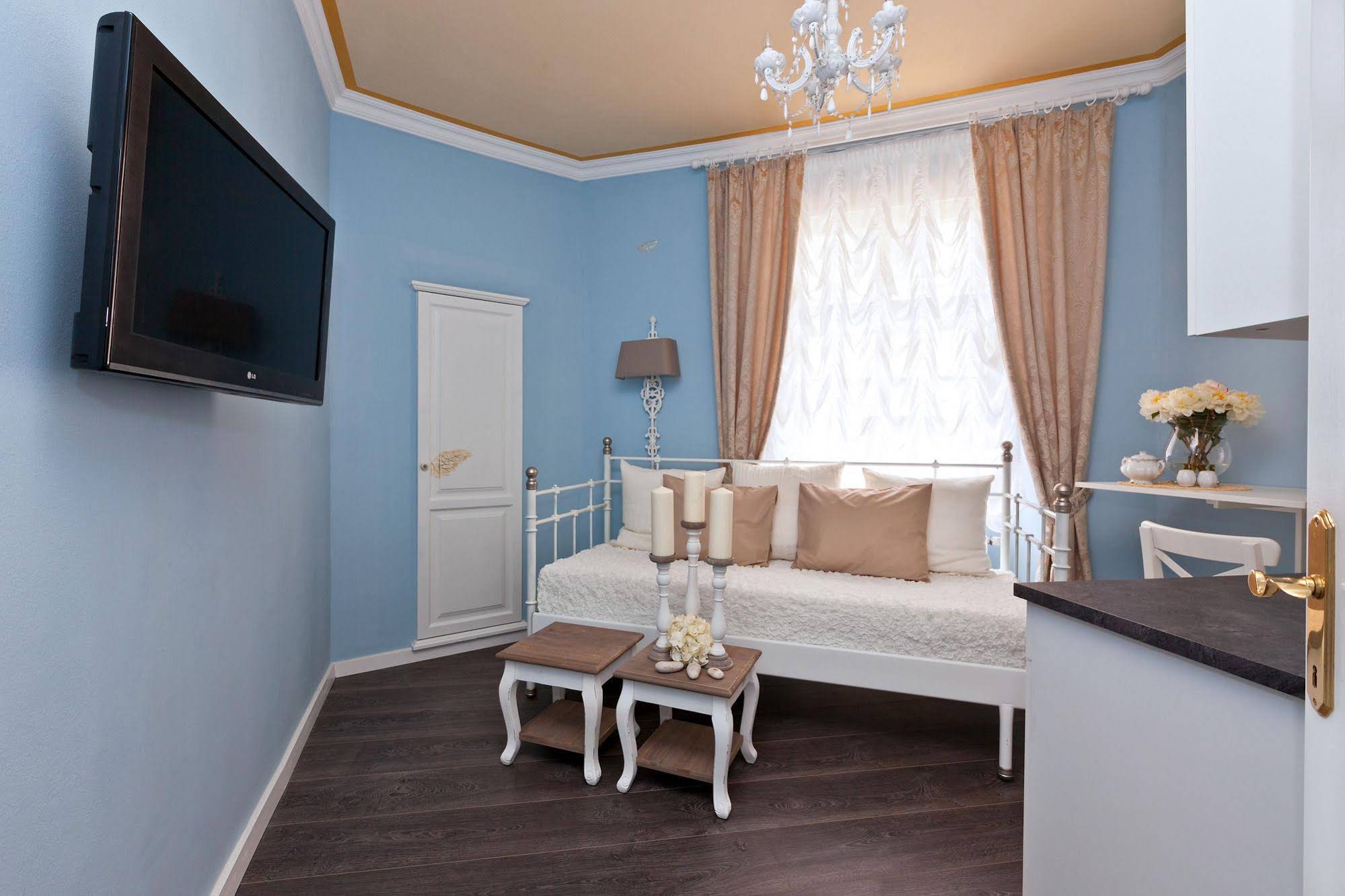 Cathedral Prague Apartments