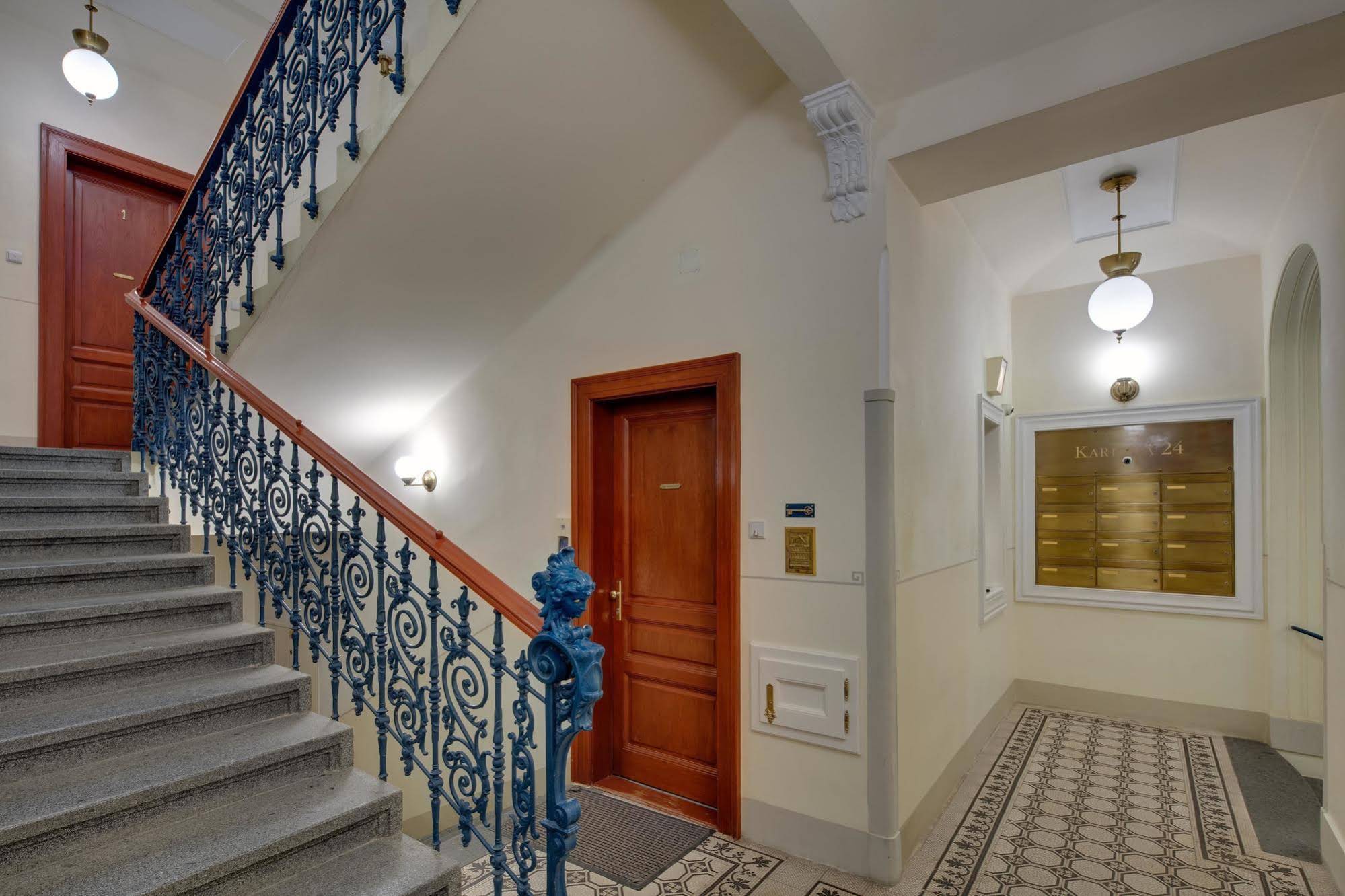 Charles Bridge Premium Apartments