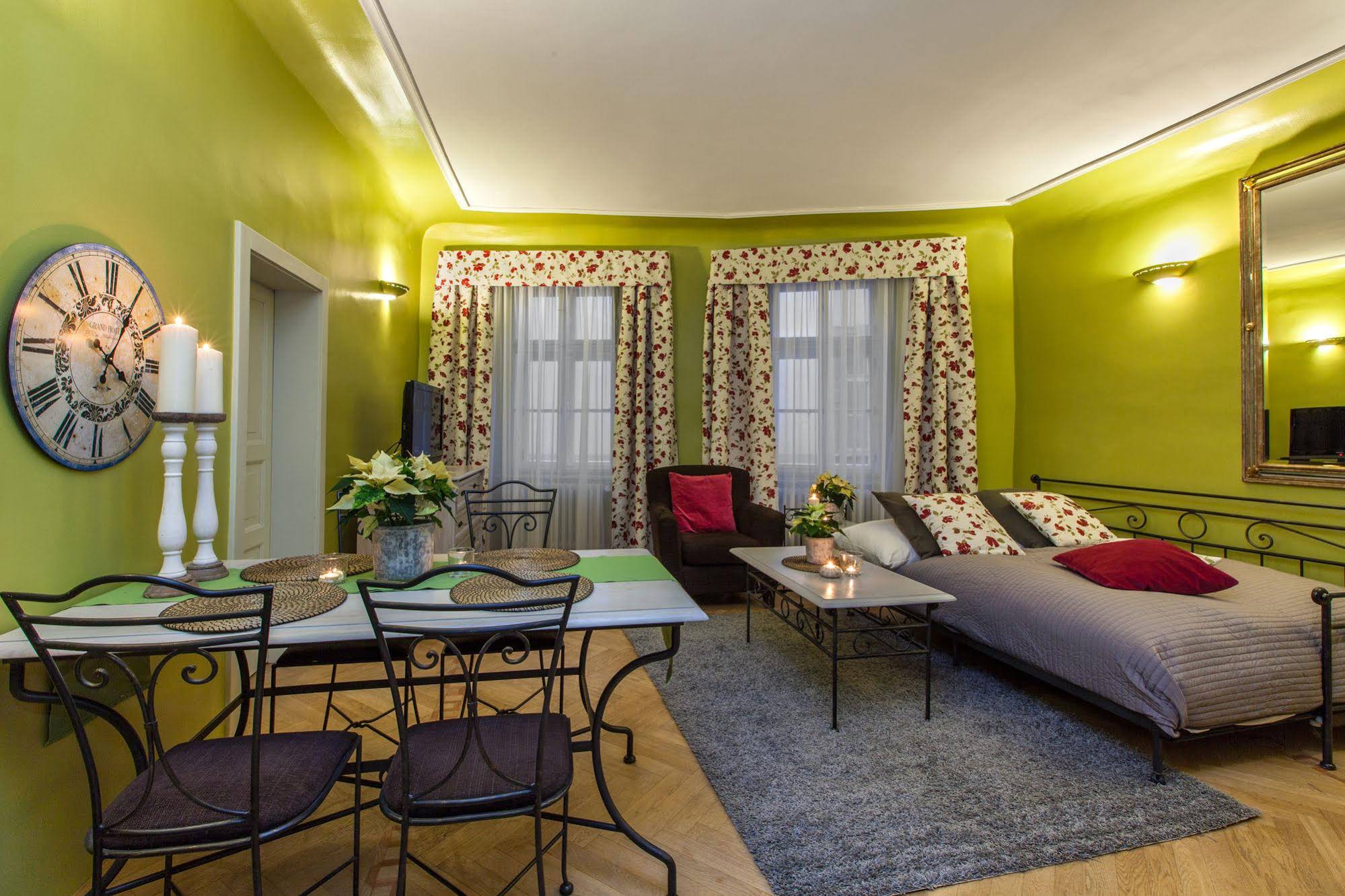 Charming Prague Apartments