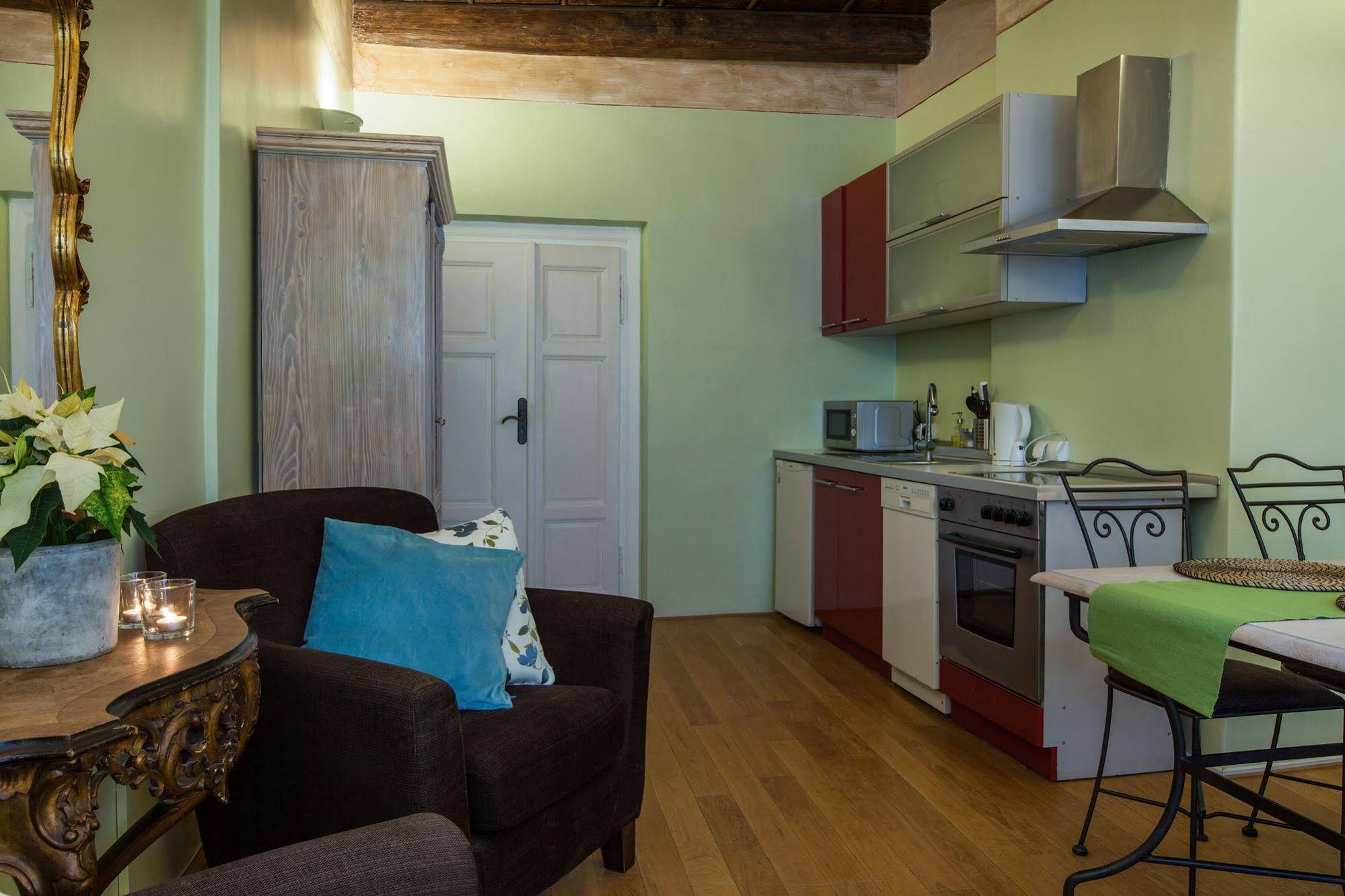 Charming Prague Apartments