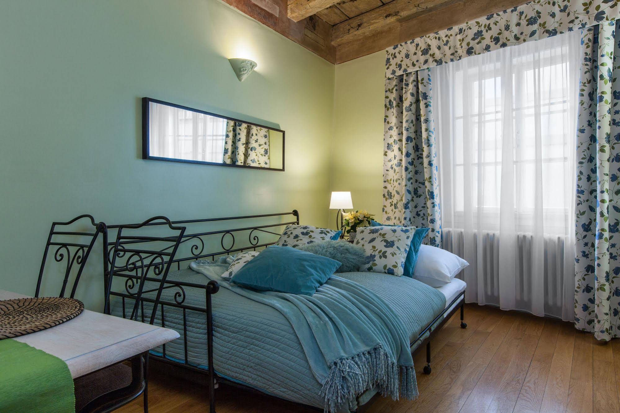 Charming Prague Apartments