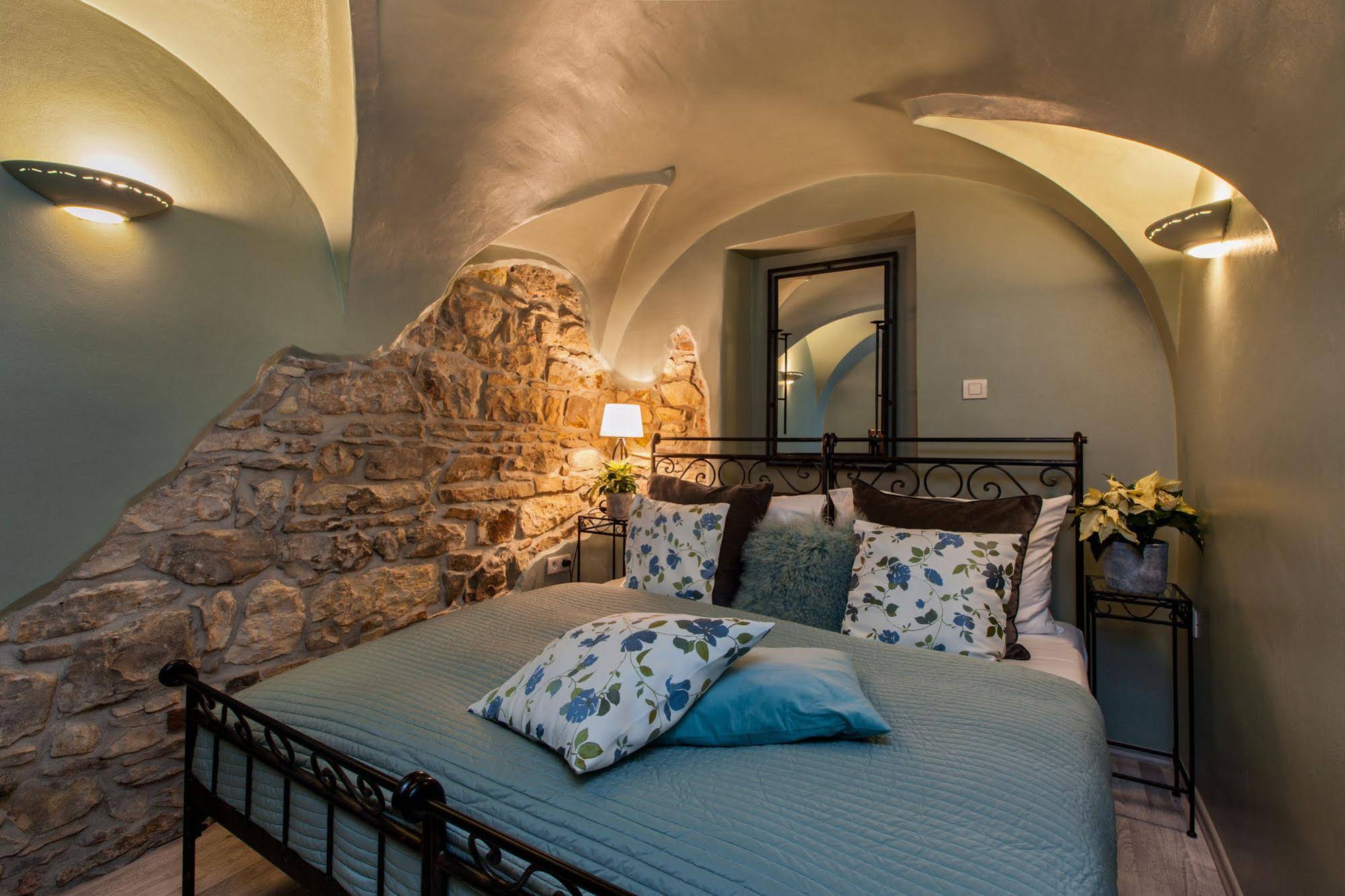 Charming Prague Apartments