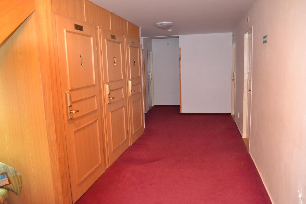 Aureli hotel City Inn