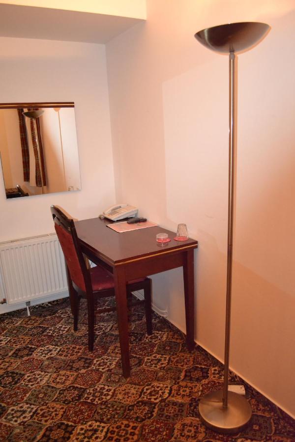 Aureli hotel City Inn