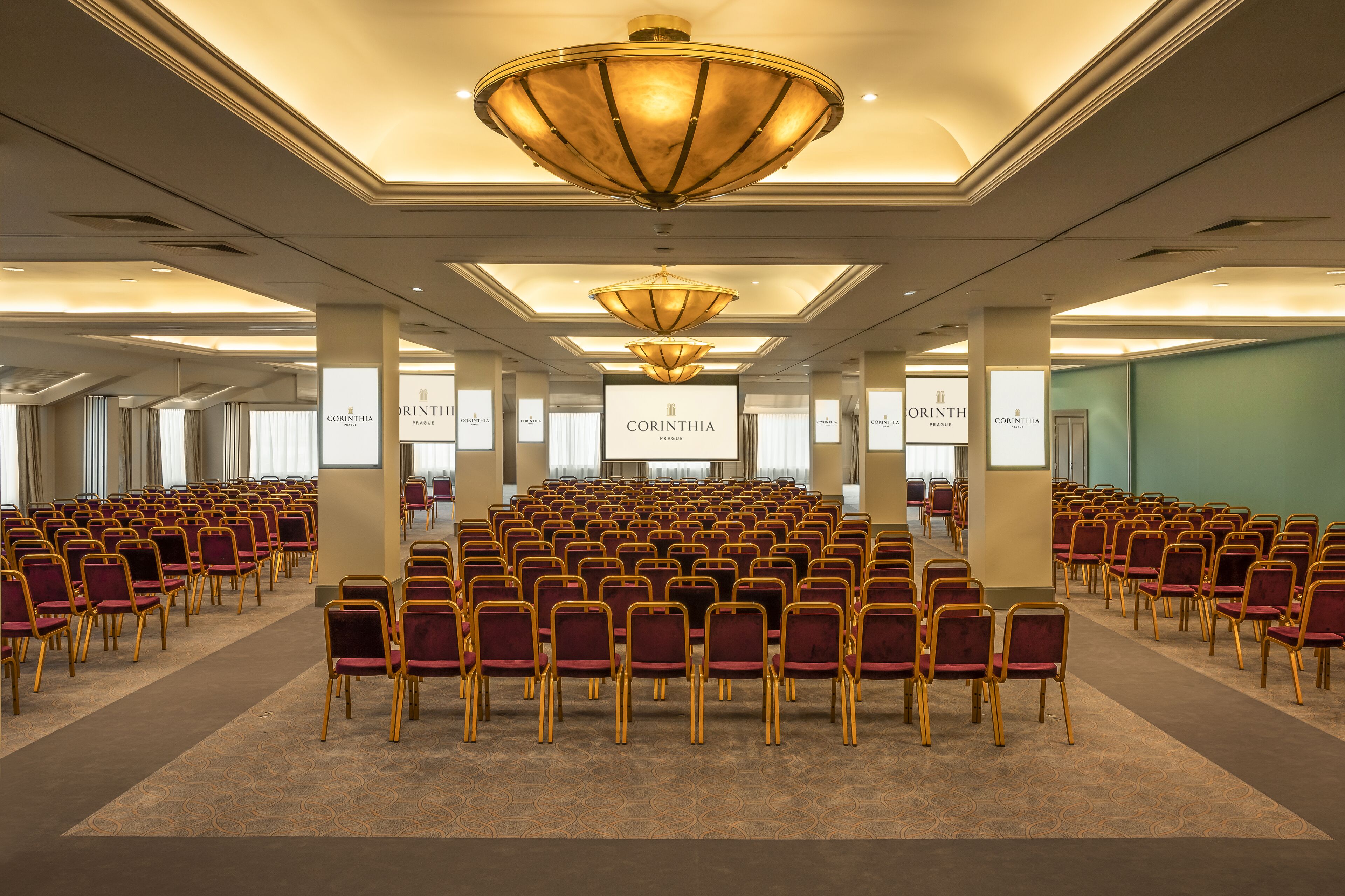 Grand Hotel Prague Towers