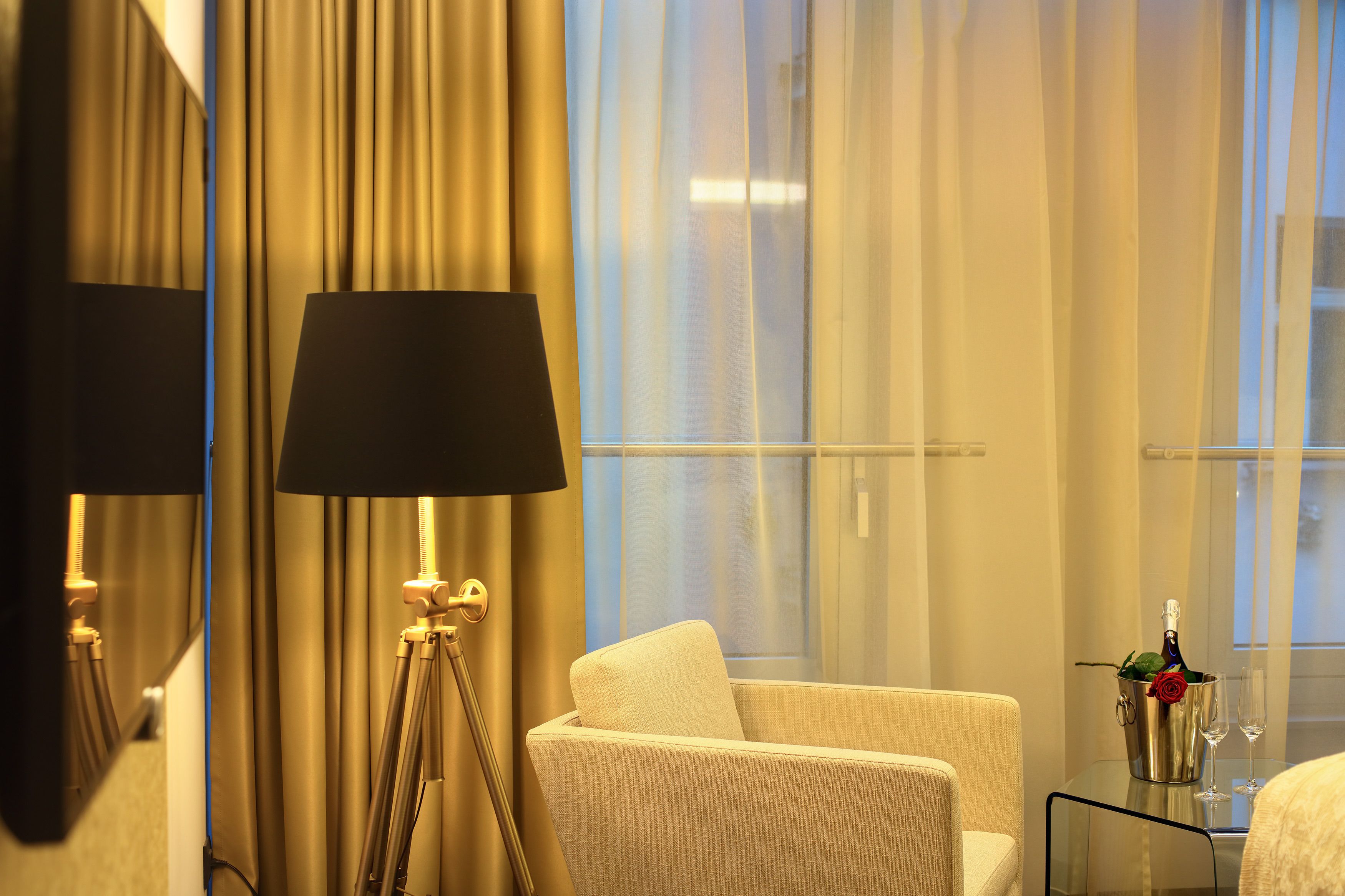 Dancing House Hotel