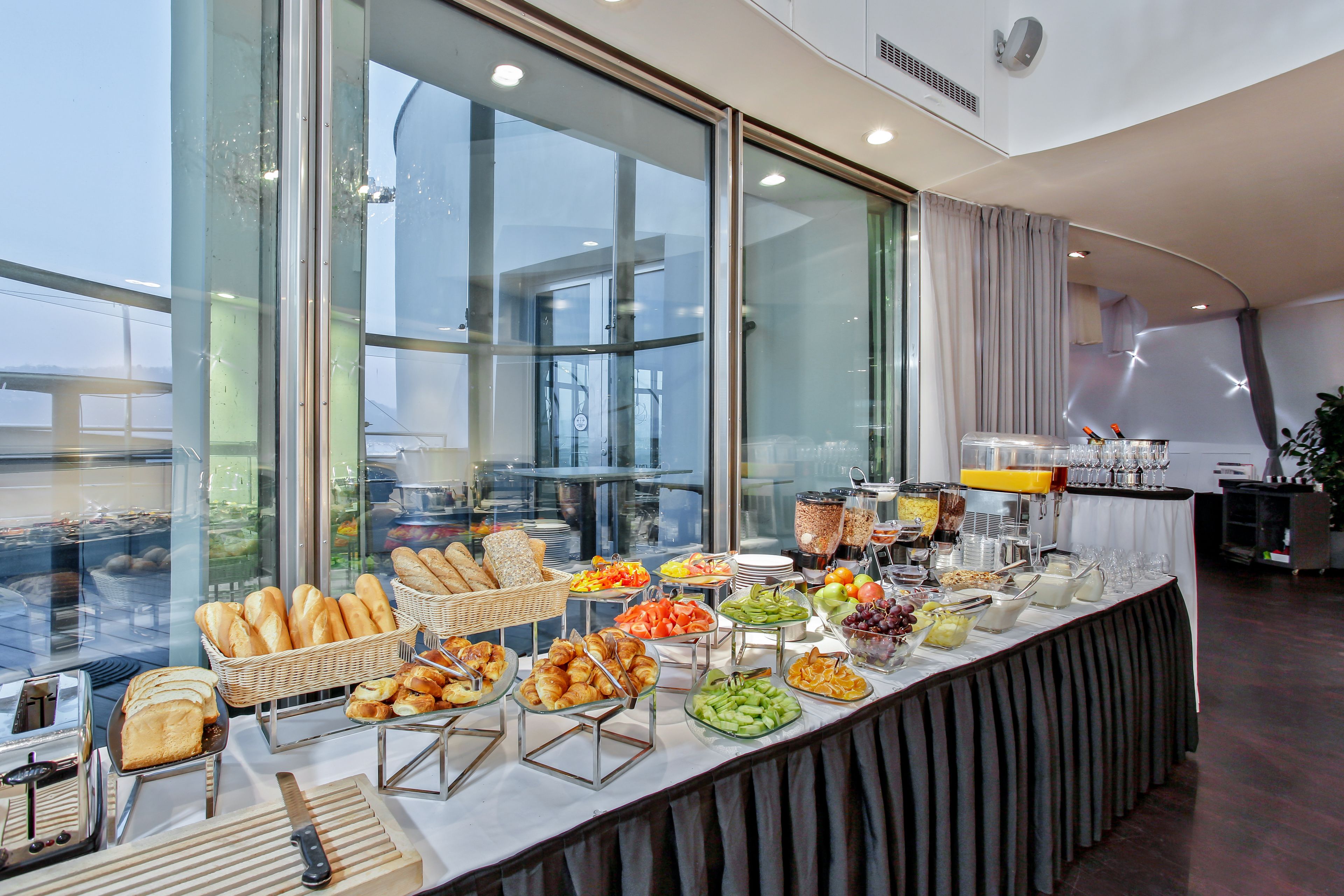 Dancing House Hotel