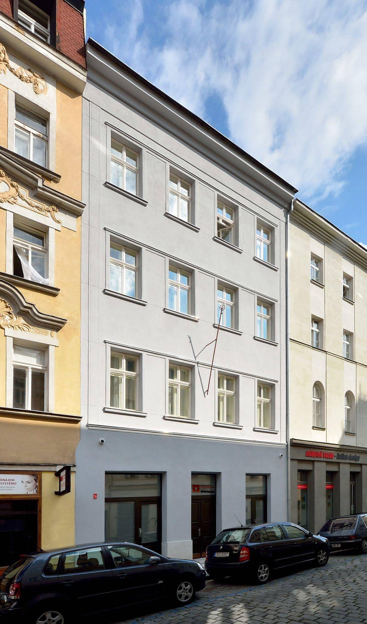 DownTown Suites Chlumova