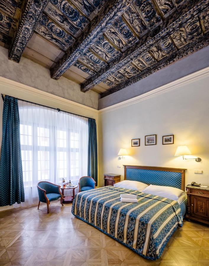 Elite Hotel