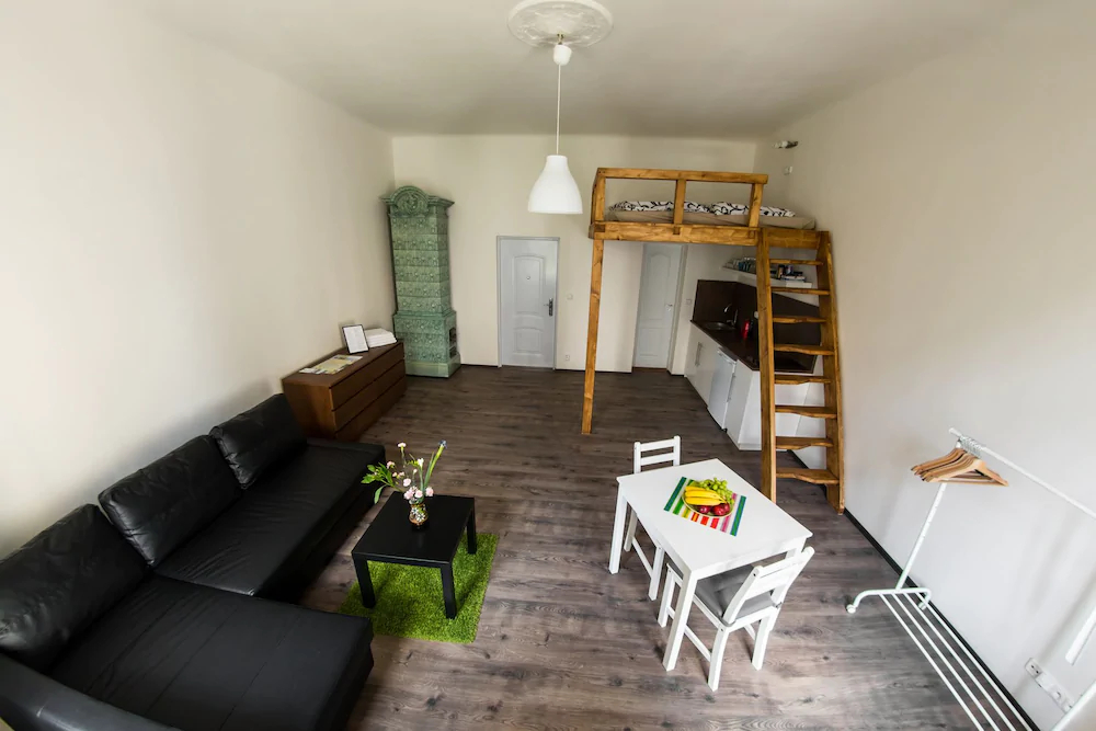 Freedom rooms and apartments