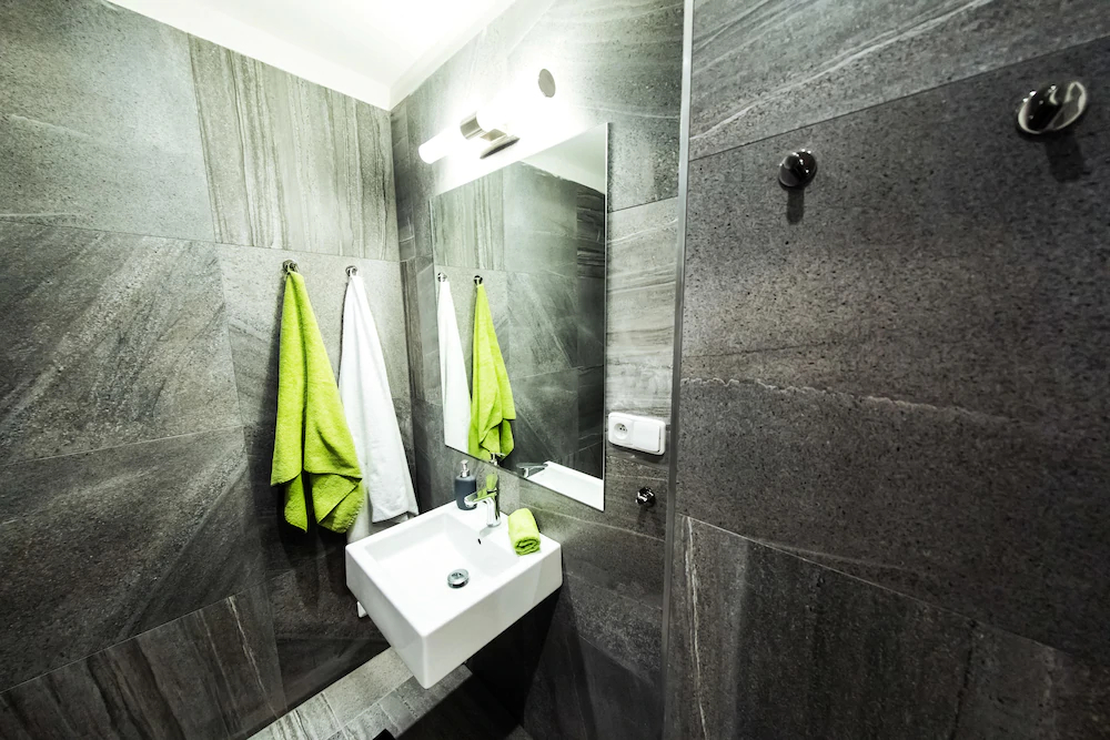 Freedom rooms and apartments