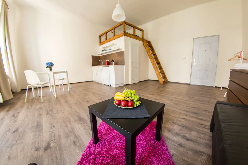 Freedom rooms and apartments