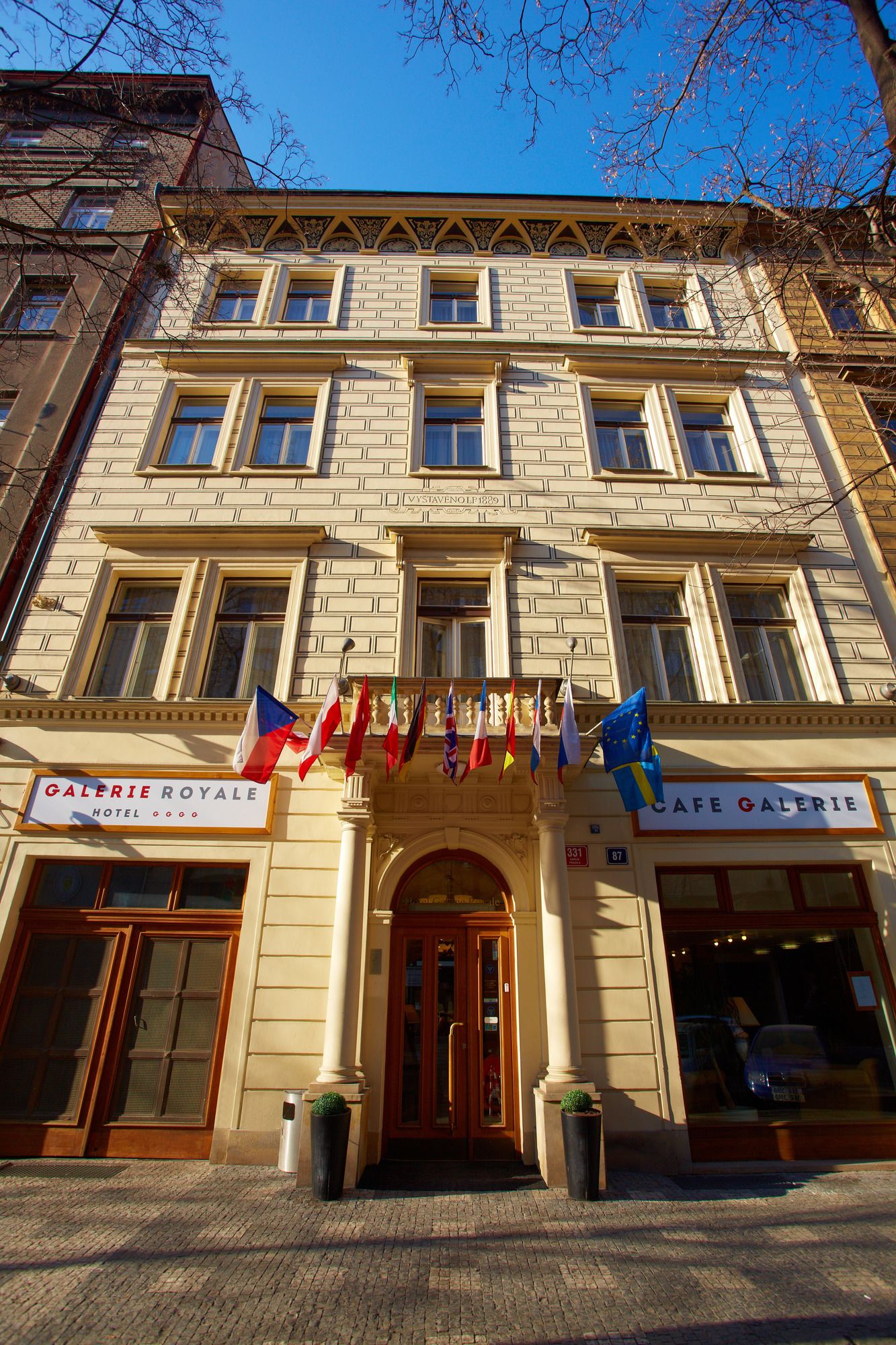 Galerie Royal Hotel